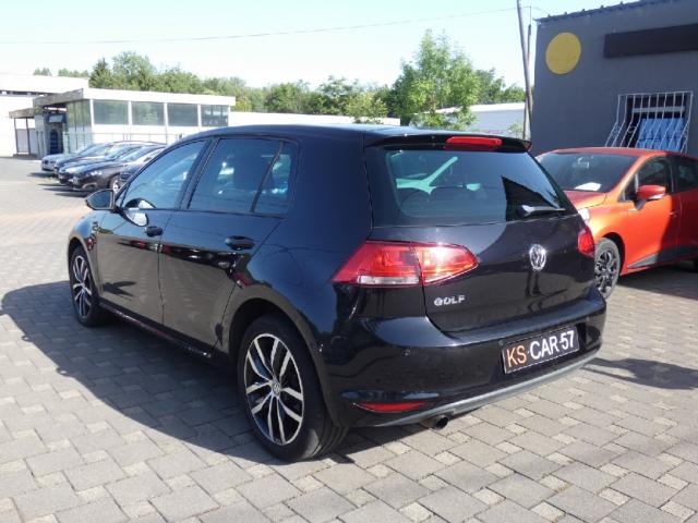 Volkswagen Golf image 5