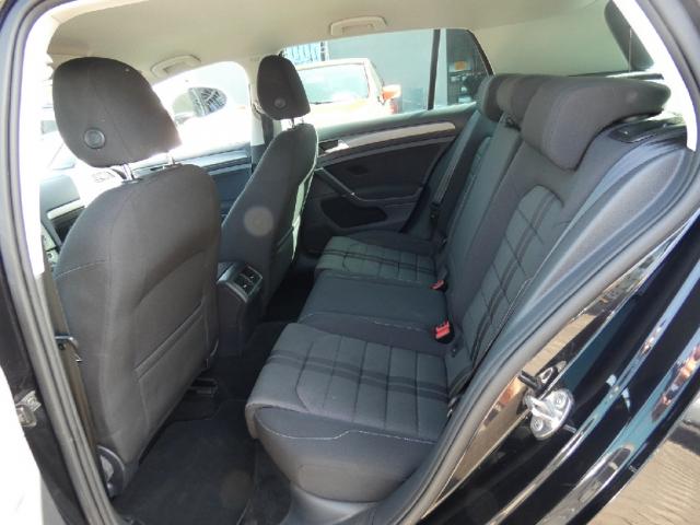 Volkswagen Golf image 7