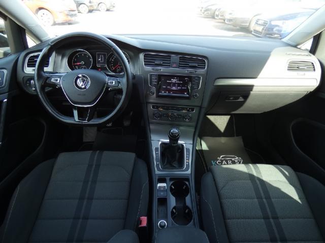 Volkswagen Golf image 9