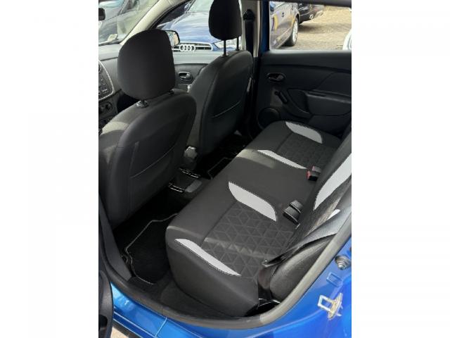 Dacia Sandero image 2