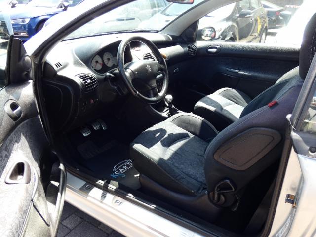 Peugeot 206 image 6