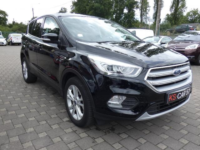 Ford Kuga image 2