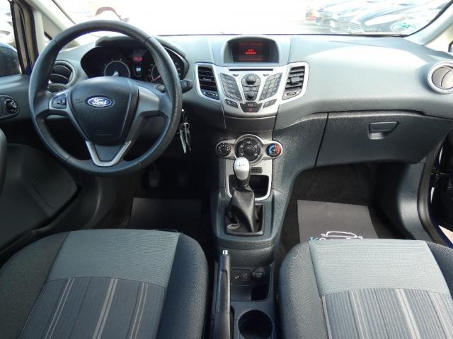 Ford Fiesta image 2