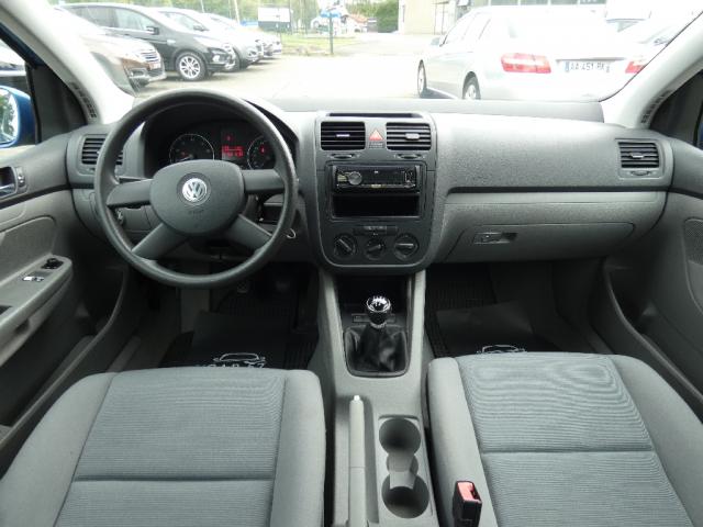 Volkswagen Golf image 6