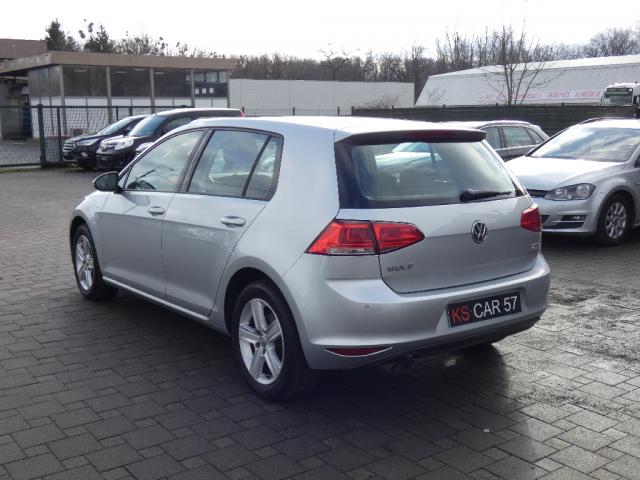 Volkswagen Golf image 4