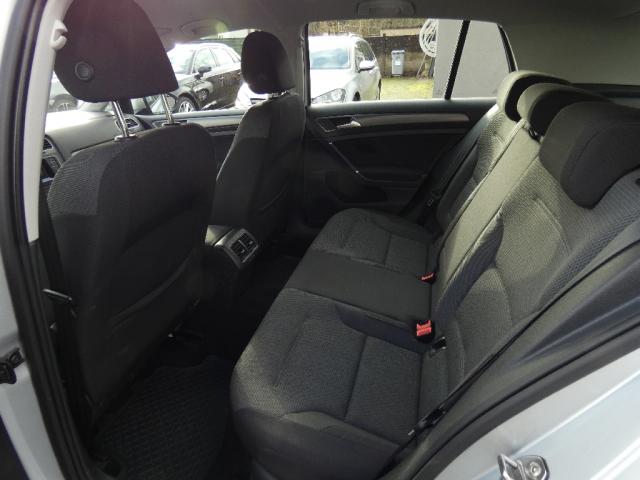 Volkswagen Golf image 5