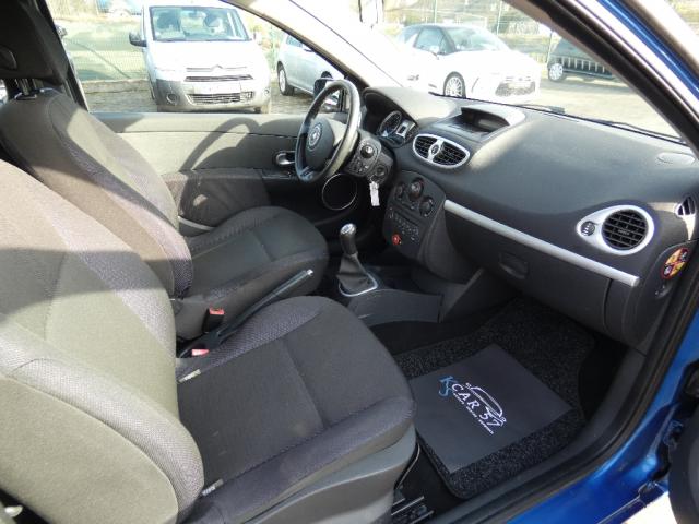 Renault Clio image 6