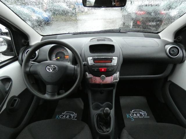 Toyota Aygo image 9