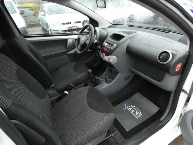 Toyota Aygo image 3