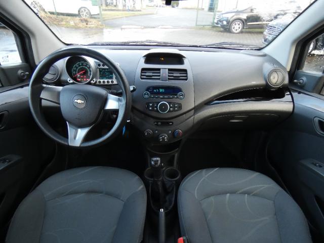 Chevrolet Spark image 7