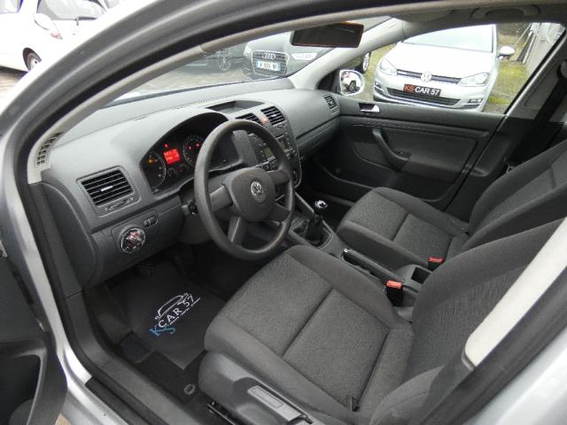 Volkswagen Golf image 9