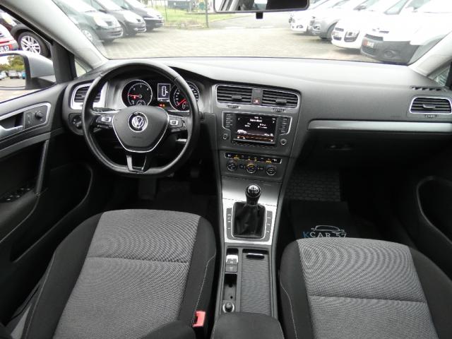 Volkswagen Golf image 6
