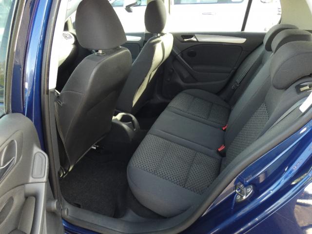 Volkswagen Golf image 7