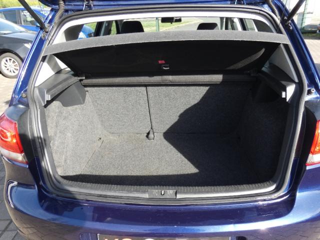Volkswagen Golf image 6