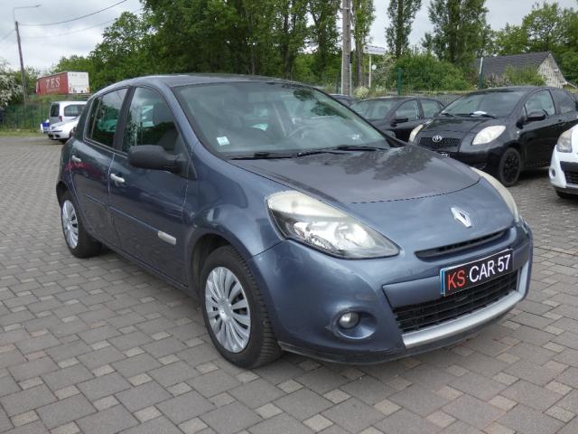 Renault Clio image 9