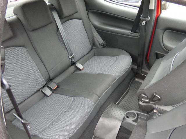 Peugeot 206+ image 4