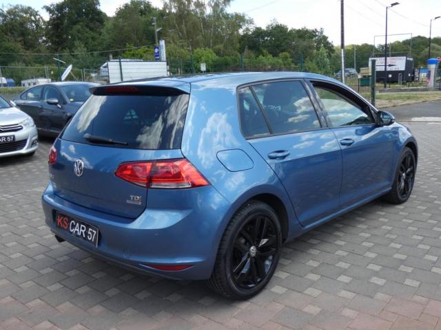 Volkswagen Golf image 9