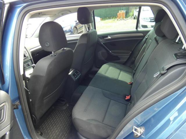 Volkswagen Golf image 5