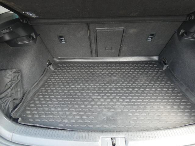 Volkswagen Golf image 2