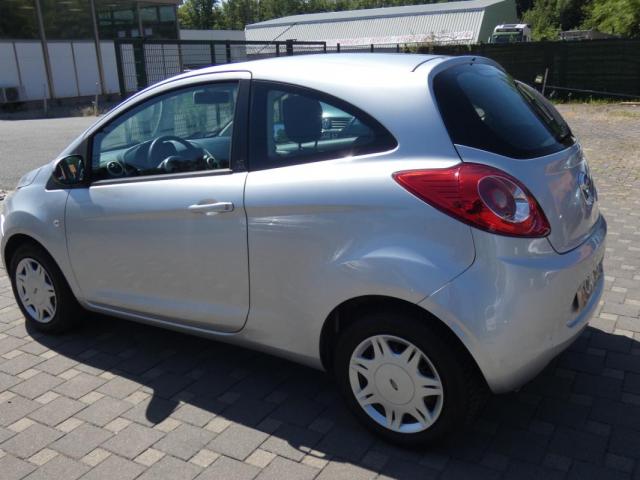 Ford Ka image 8