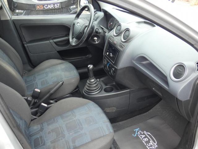 Ford Fiesta image 4
