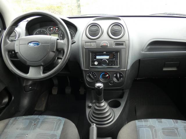 Ford Fiesta image 5