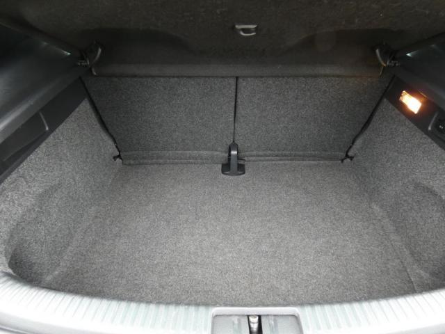 Volkswagen Scirocco image 6