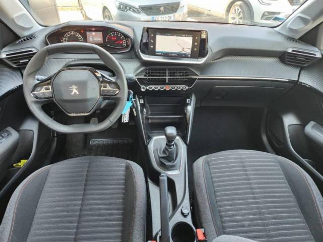 Peugeot 208 image 7