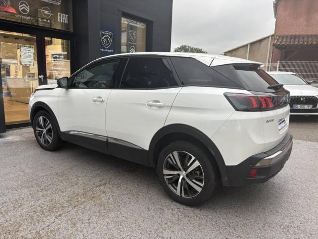 Peugeot 3008 image 1