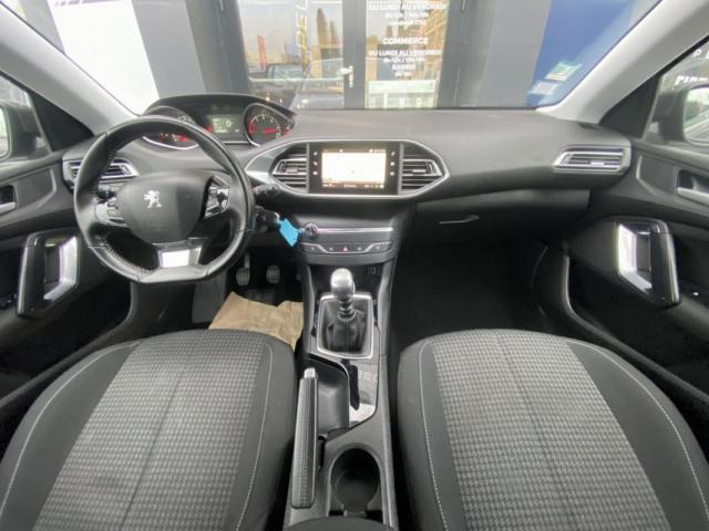 Peugeot 308 image 8