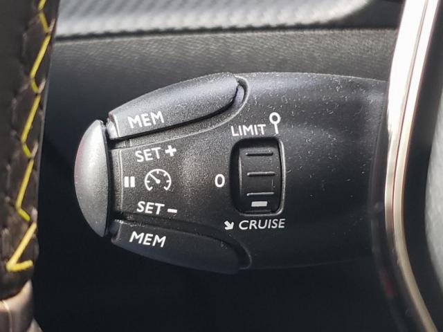 Peugeot 2008 image 5