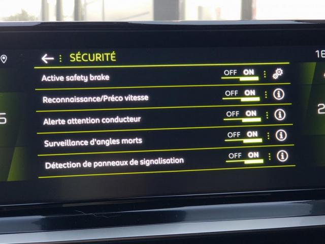 Peugeot 2008 image 3