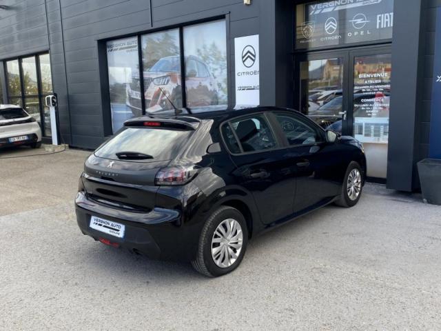 Peugeot 208 image 8
