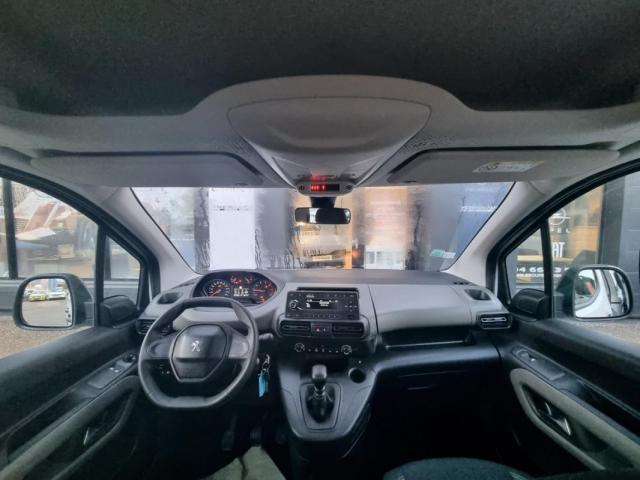 Peugeot Rifter image 8