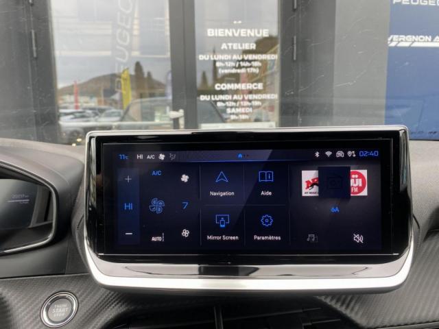 Peugeot 2008 image 1
