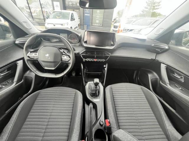 Peugeot 2008 image 4