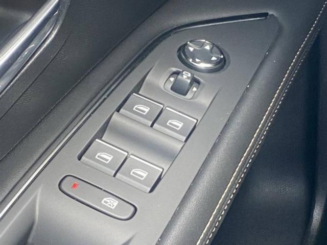 Peugeot 3008 image 7