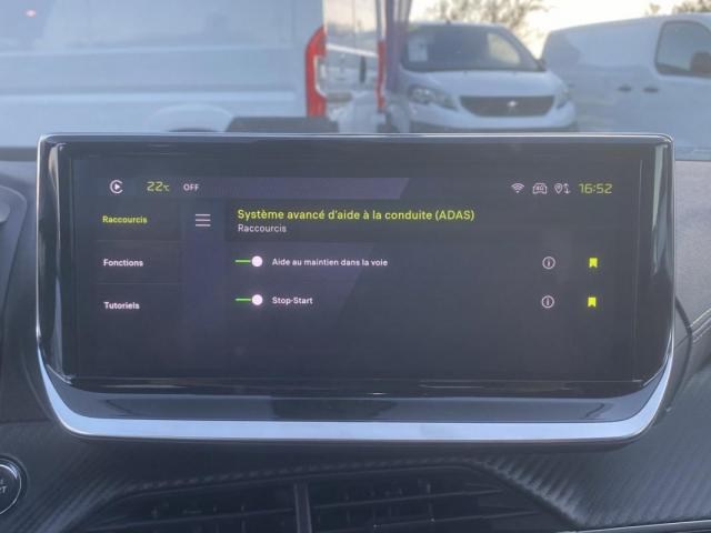 Peugeot 208 image 4