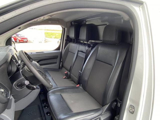 Citroen Jumpy image 2