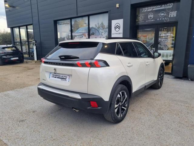 Peugeot 2008 image 3