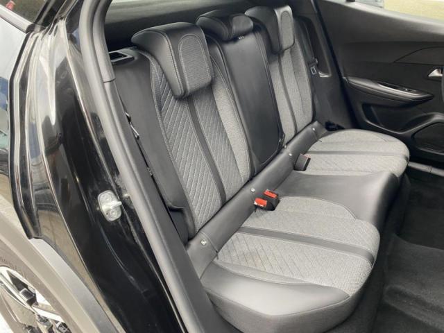 Peugeot 2008 image 1
