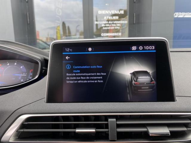 Peugeot 5008 image 1