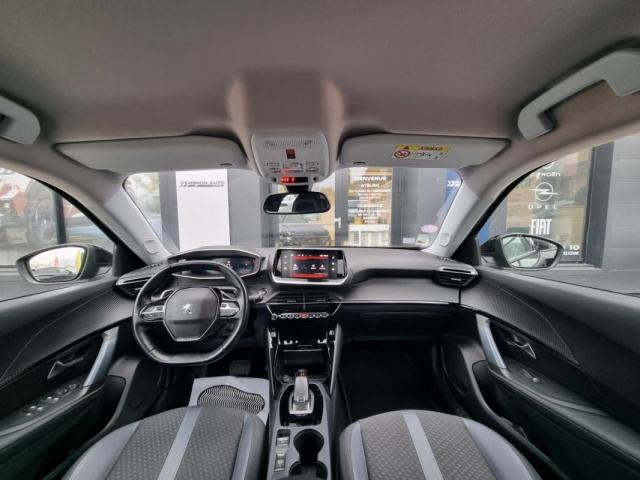 Peugeot 2008 image 1