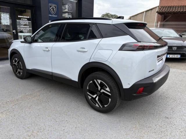 Peugeot 2008 image 8