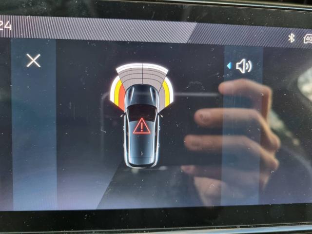 Peugeot 308 image 3