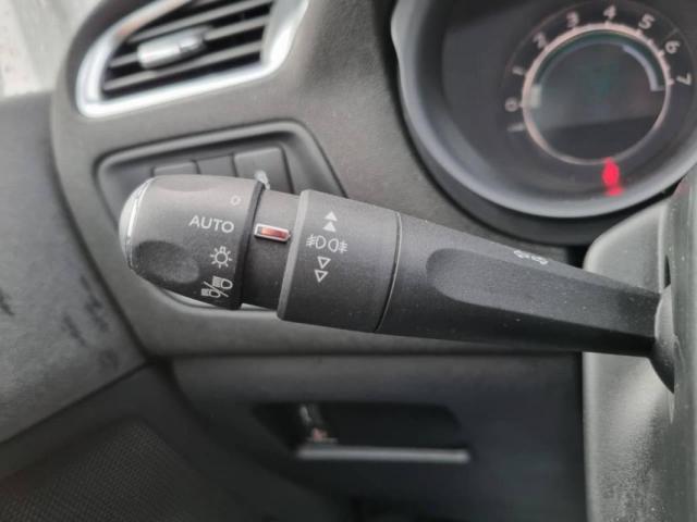 Citroen C4 image 2