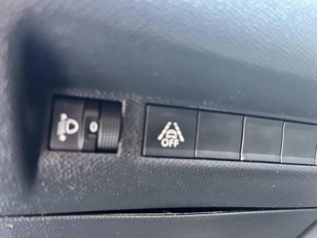 Peugeot 208 image 1