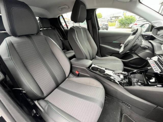 Peugeot E-208 image 4