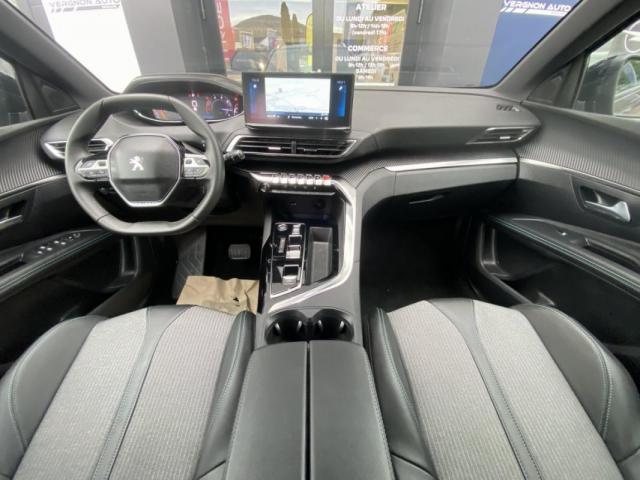 Peugeot 5008 image 1