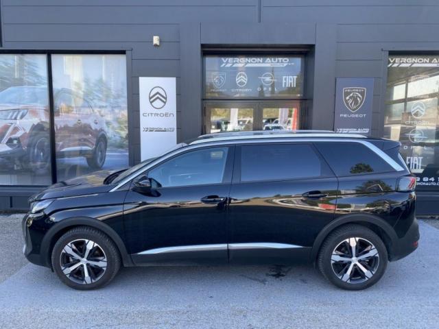 Peugeot 5008 image 1